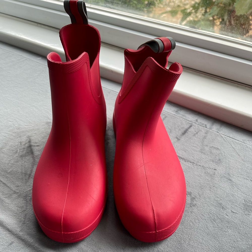 4 for $20 🦋 Totes Chelsea ankle rain boots